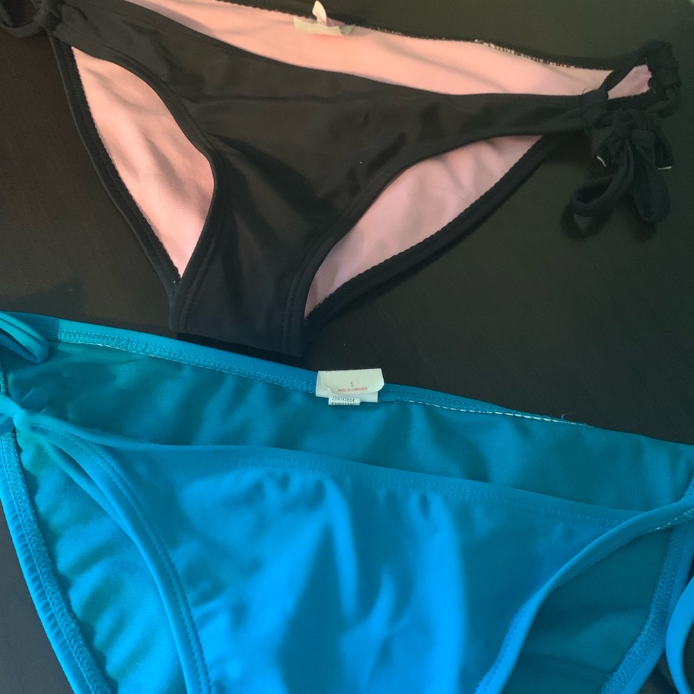 Bikini bottoms bundle! Sz M. Side tie